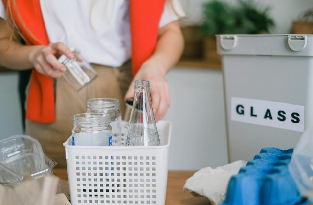 Eco-friendly kitchen utensils and bowls